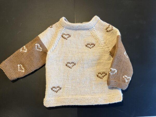 Knitted baby blouse - Sweetheart - Image 5