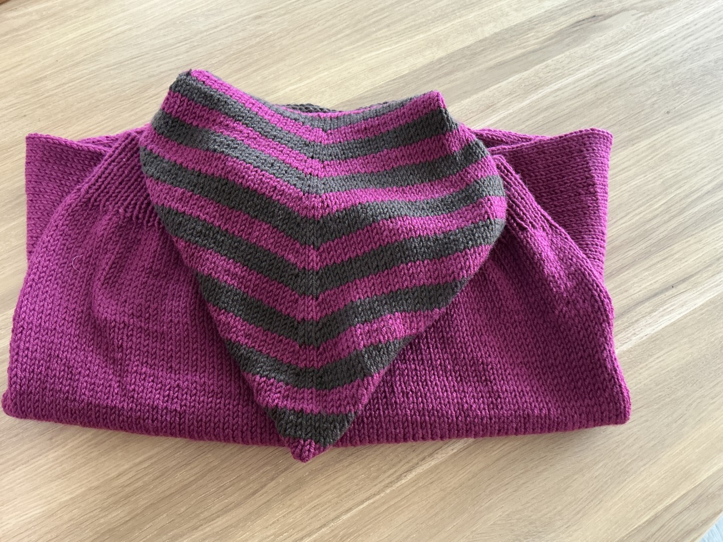 Sweater med hætte - til børn - Billede 3