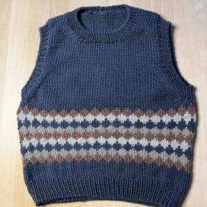 Vest til barn - strikkeopskrift 1-8 år