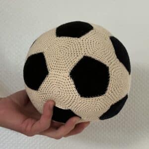 Crochet ball