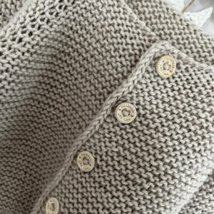 Retstrikket jakke opskrift. Begyndervenlig. Baby og børn