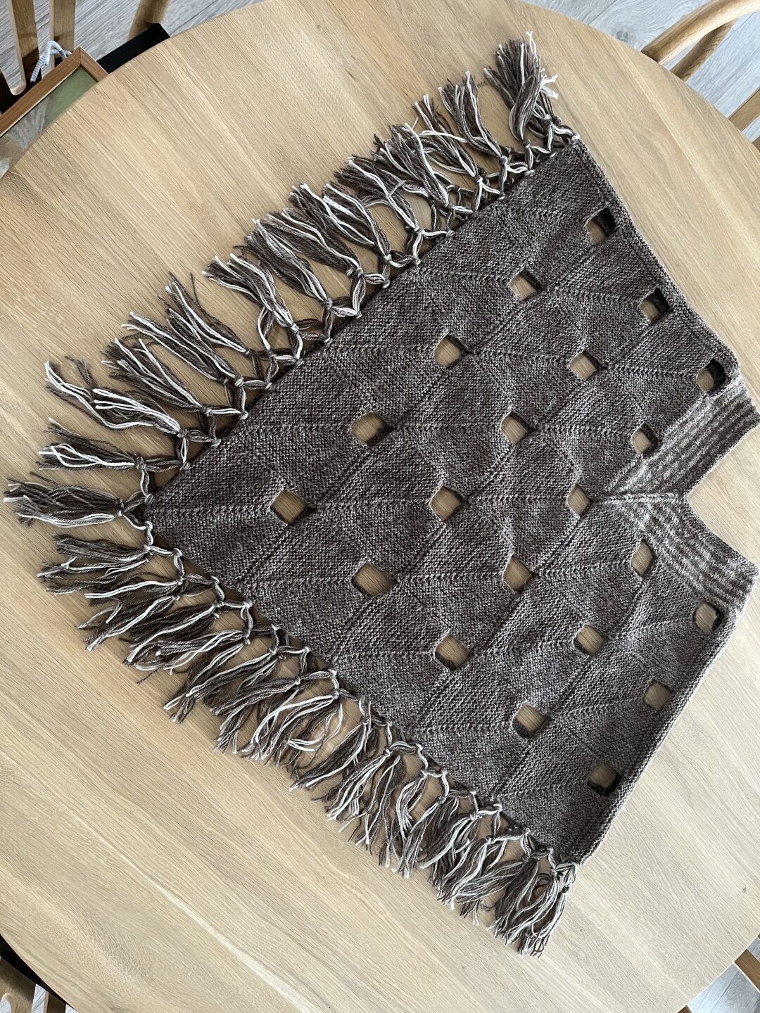 Strikket poncho af dominofirkanter, opskrift - Billede 8