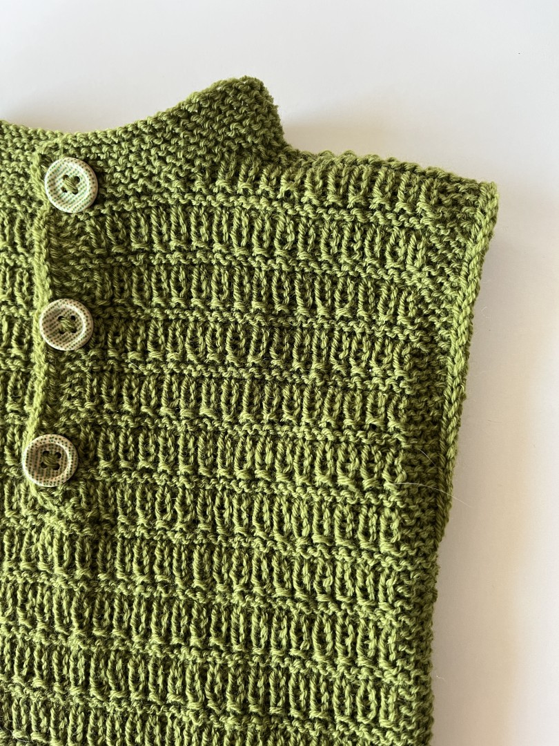 Knitted baby vest - Image 10
